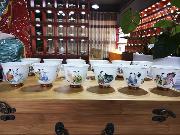 釉下五彩十二生肖一套83800