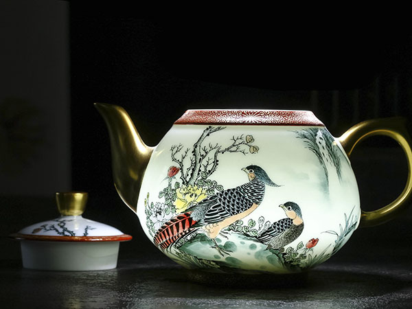 釉下五彩锦鸡壶16800