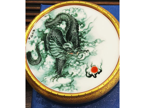 釉下五彩龙盖置15800