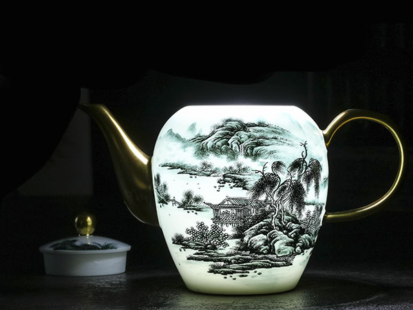 墨绿山水壶11800