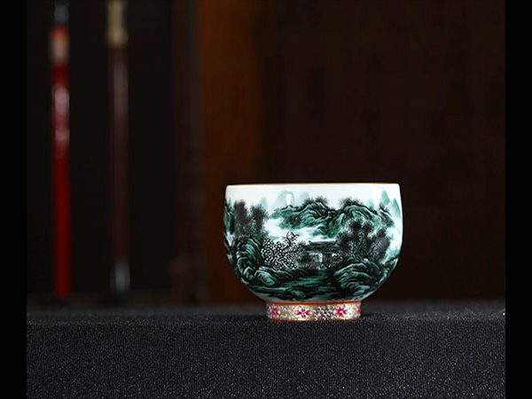 墨绿山水杯12800