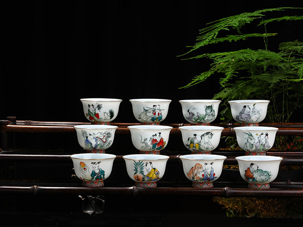 釉下五彩十二生肖128000